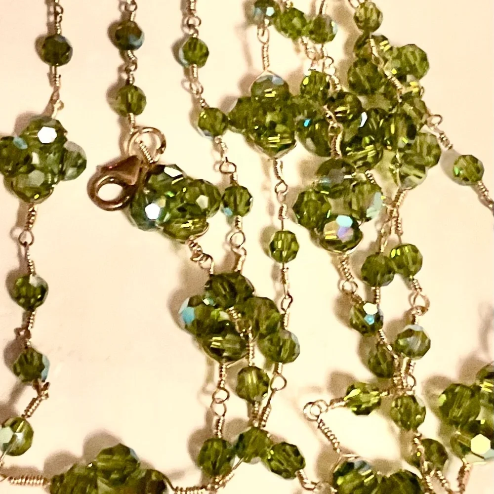 Green AB Glass Bead Artisan Necklace - Picture 3 of 3